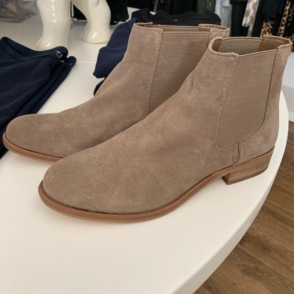 dolce vita vania bootie